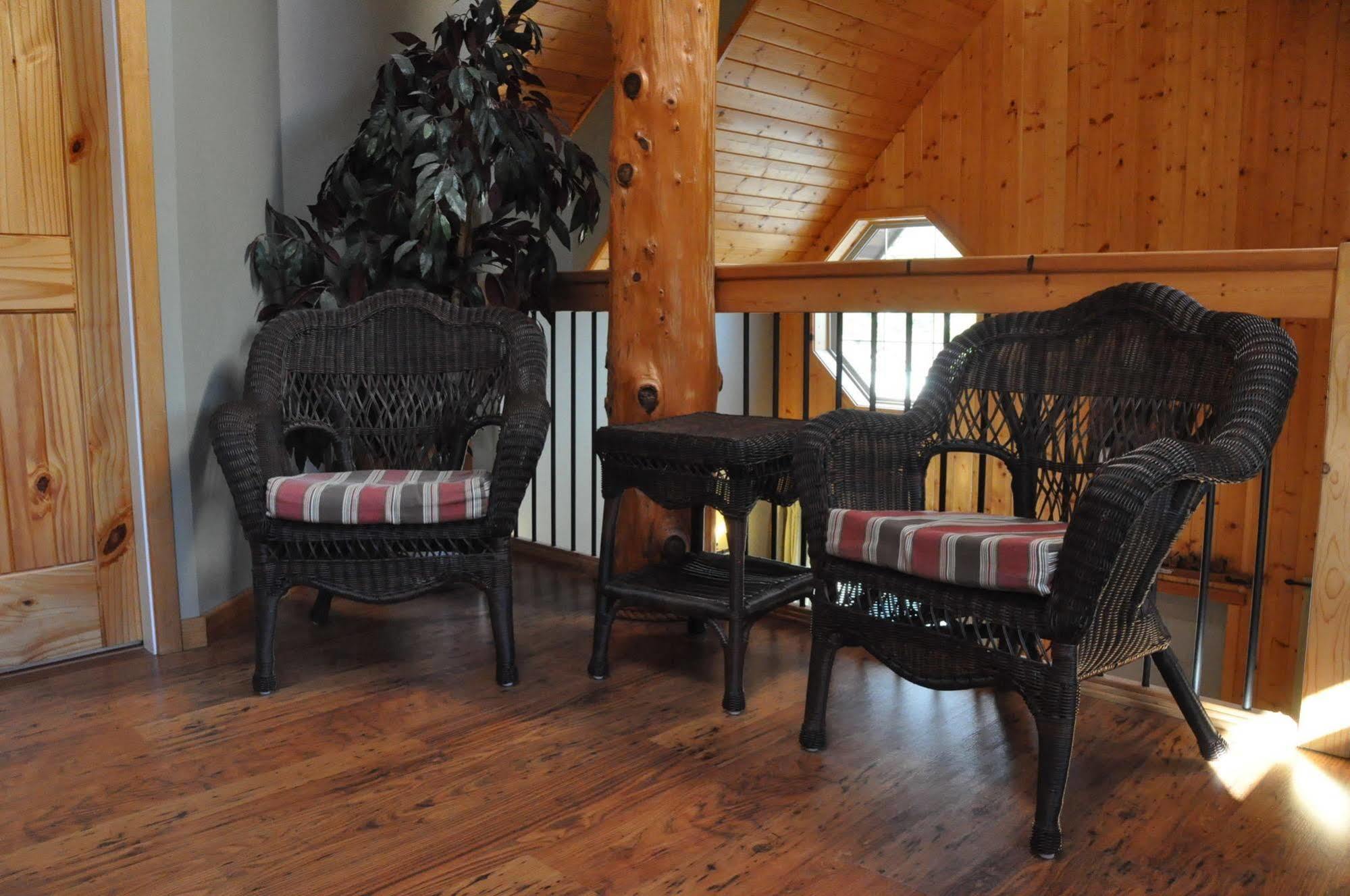 Hotel West Ucluelet