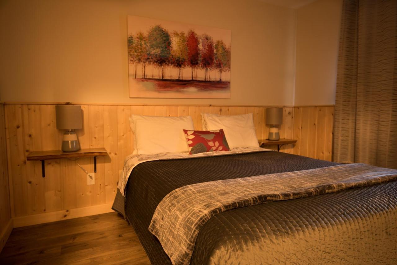 West 4* Ucluelet